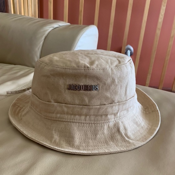 JACQUEMUS Beige Le Papier 'Le Bob Gadjo' Hat - Picture 5 of 11